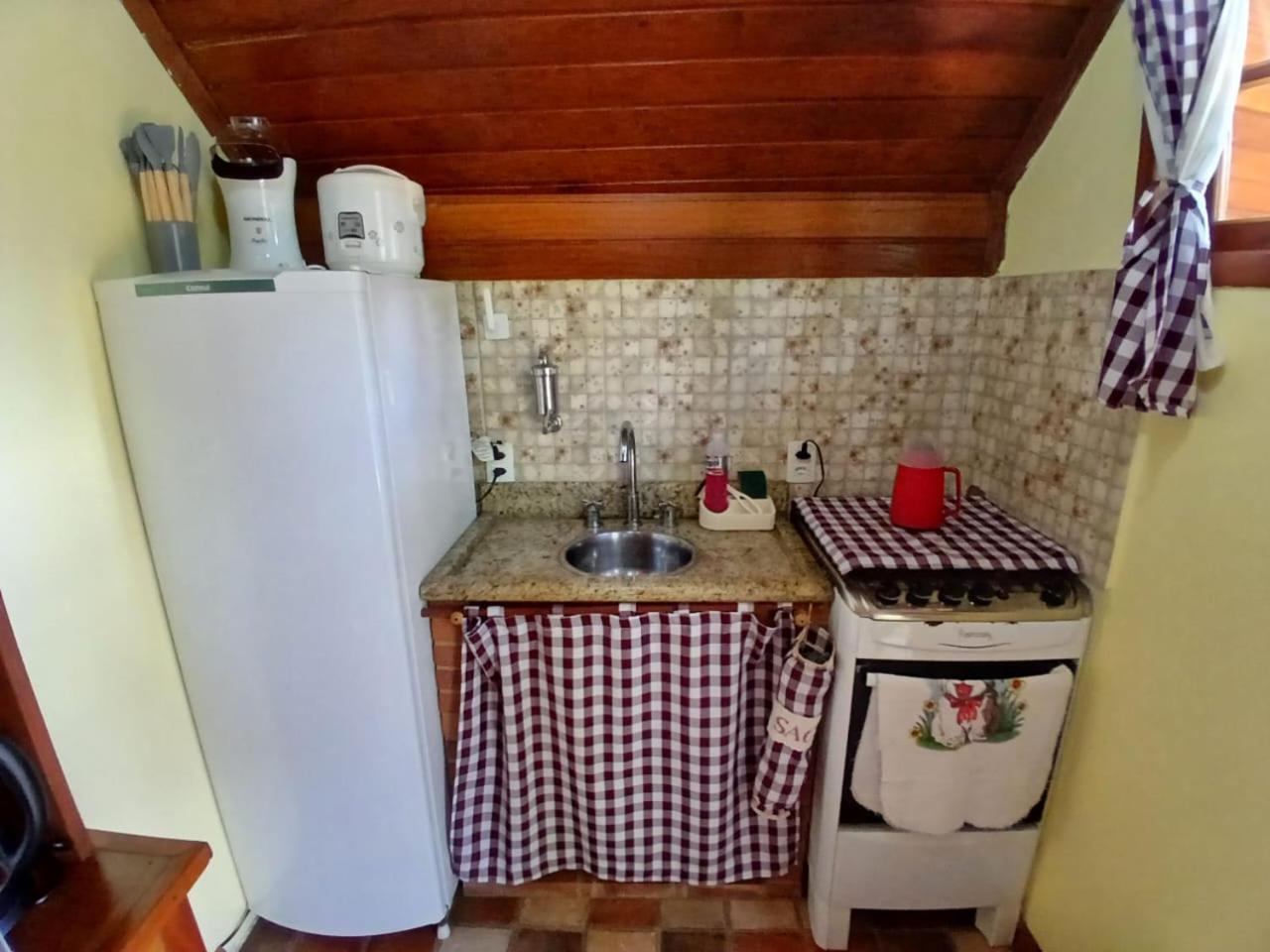 Sitio Recanto Da Paz Chales - Casa E Chale Para Temporada Sao Pedro da Serra  Phòng bức ảnh
